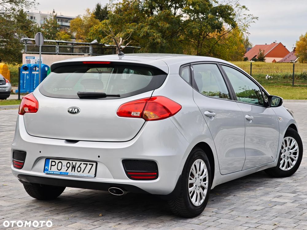 Kia Ceed 1.6 CRDi Smart - 9