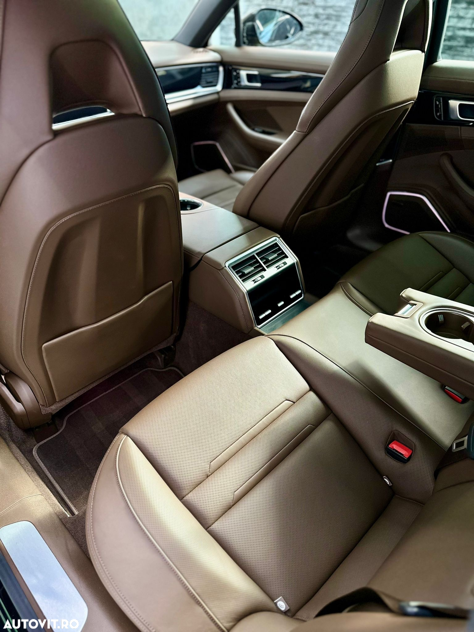 Porsche Panamera 4 - 9