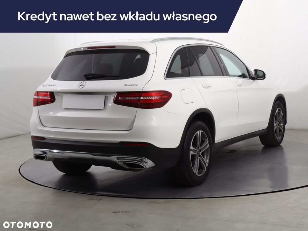 Mercedes-Benz GLC - 7