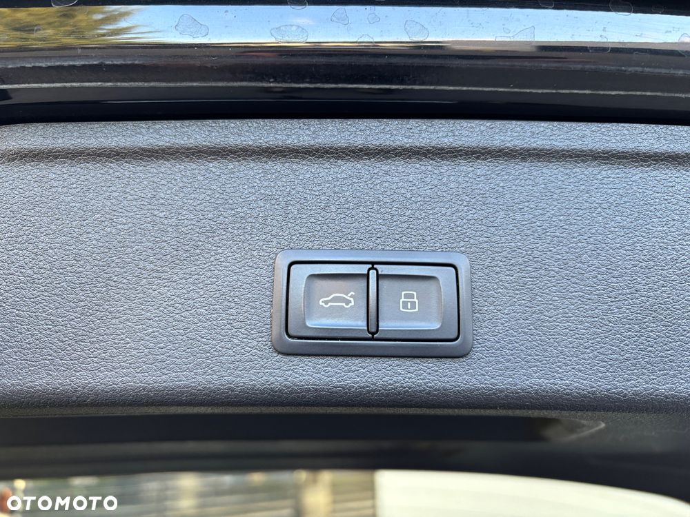 Audi A4 Avant 40 TDI quattro S tronic S line - 8