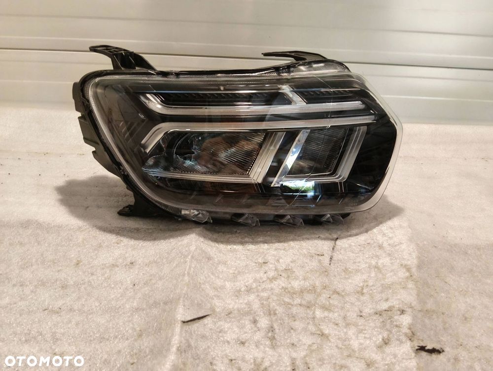 dacia duster ii full led chrom przód strona prawa 260109550r - 1