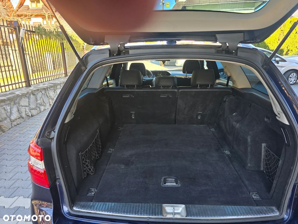 Mercedes-Benz Klasa E 250 CDI DPF BlueEFFICIENCY 7G-TRONIC Elegance - 8