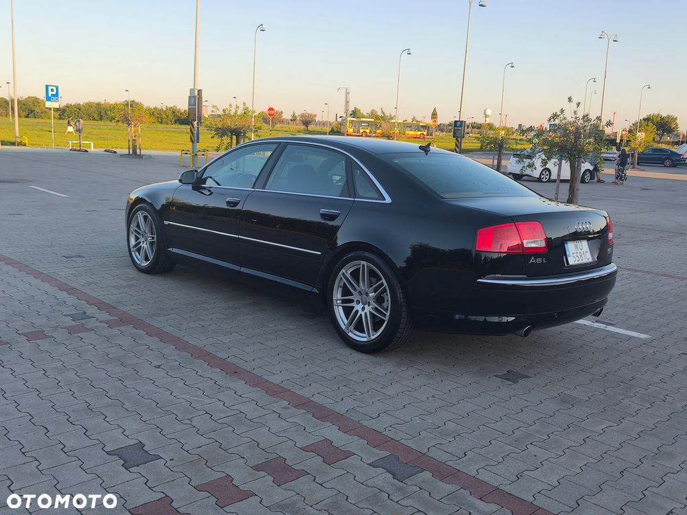 Audi A8 4.2 FSI L Quattro - 16