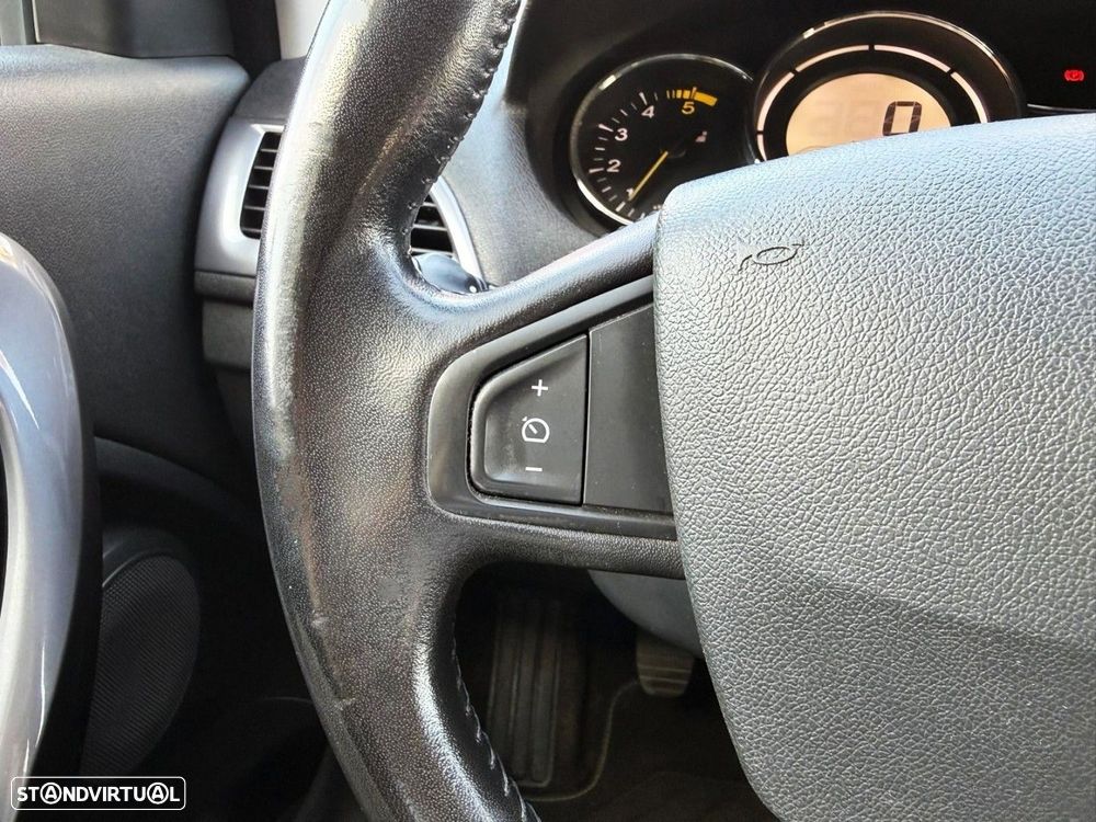 Renault Mégane Sport Tourer 1.5 dCi Confort SS - 20