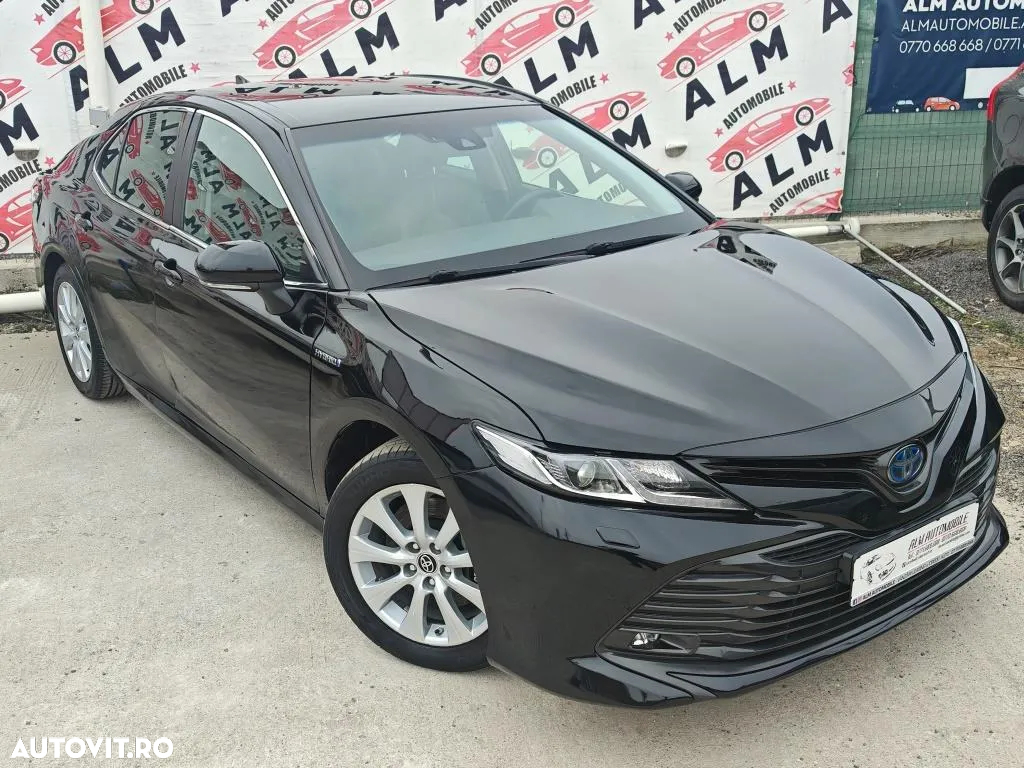 Toyota Camry 2.5 Hybrid Business - 6