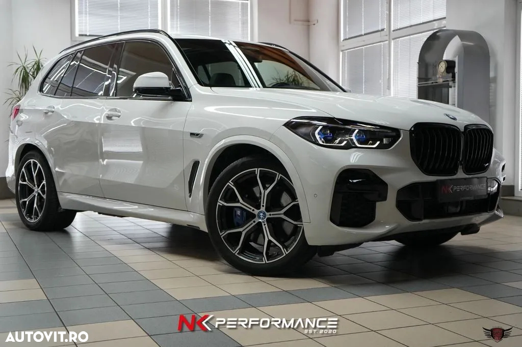 BMW X5 xDrive45e AT PHEV - 3