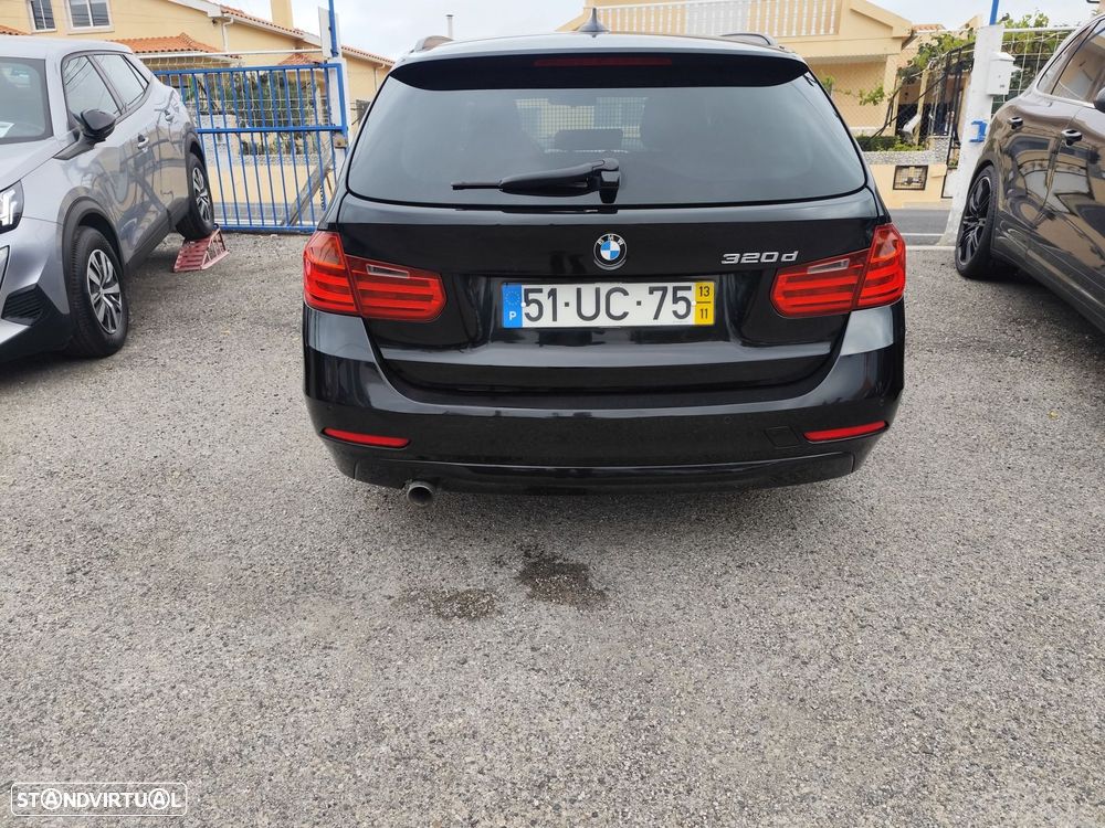 BMW 320 d DPF Touring - 8