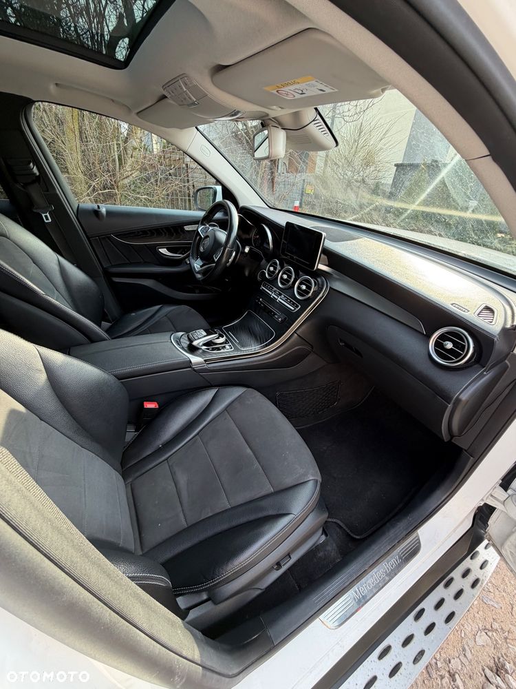 Mercedes-Benz GLC - 16
