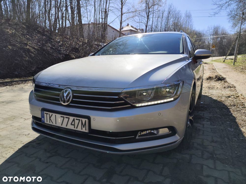 Volkswagen Passat Variant 2.0 TDI SCR DSG Comfortline - 2