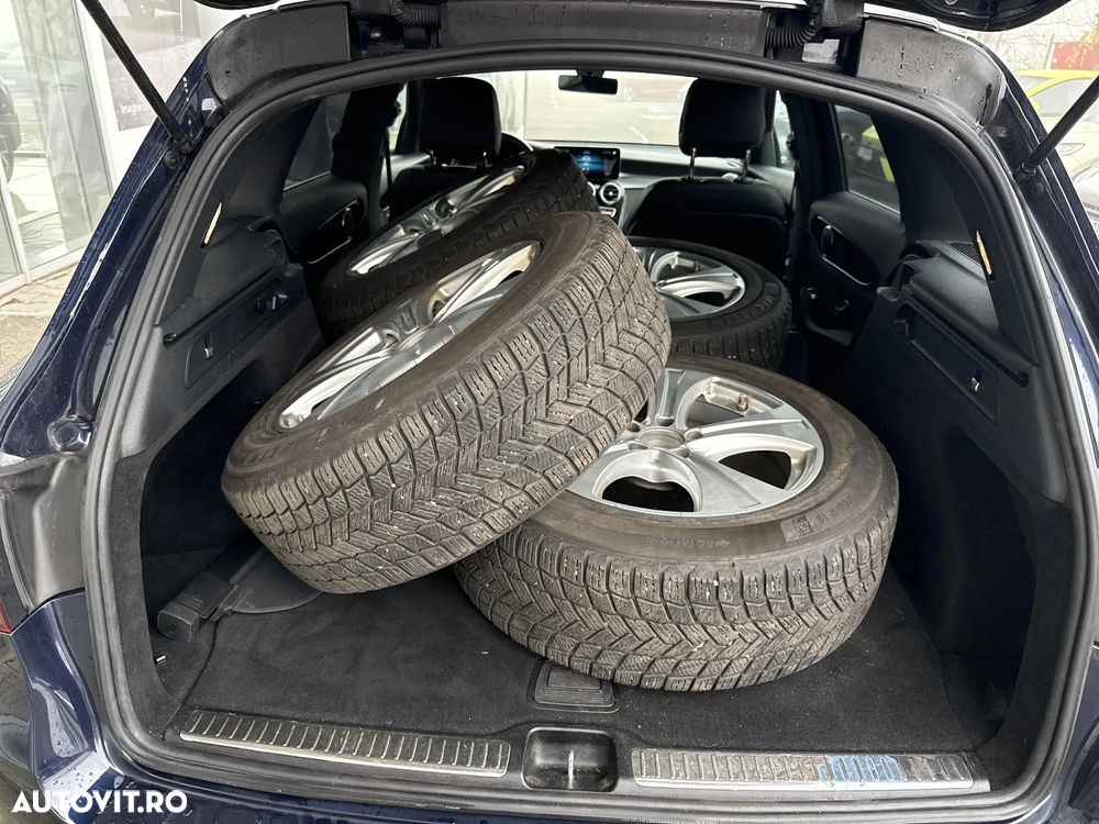 Mercedes-Benz GLC - 19