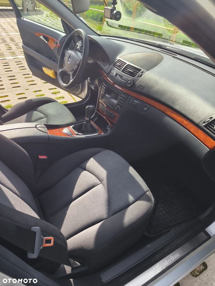 Mercedes-Benz Klasa E 220 CDI Classic - 7