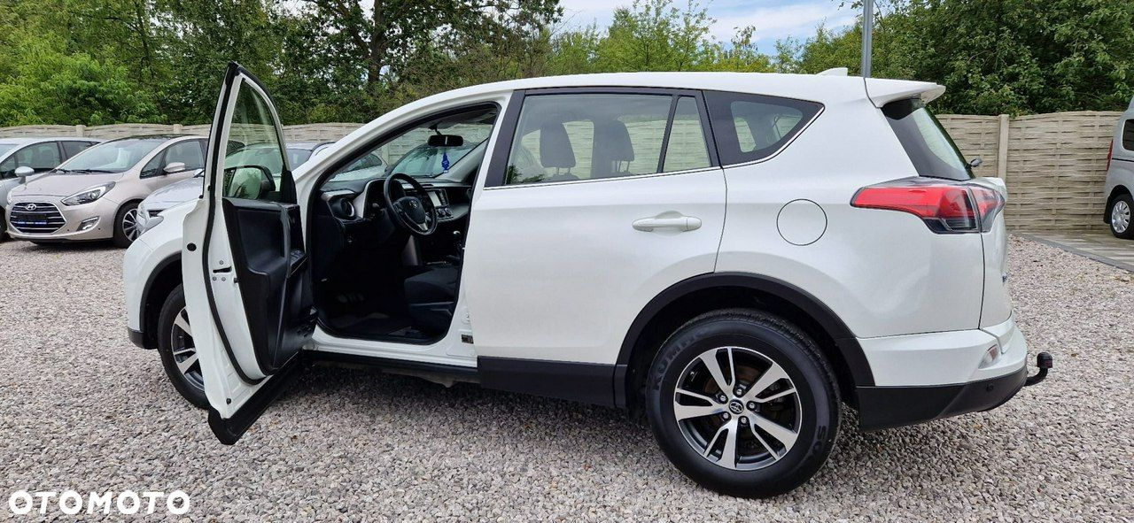 Toyota RAV4 - 4