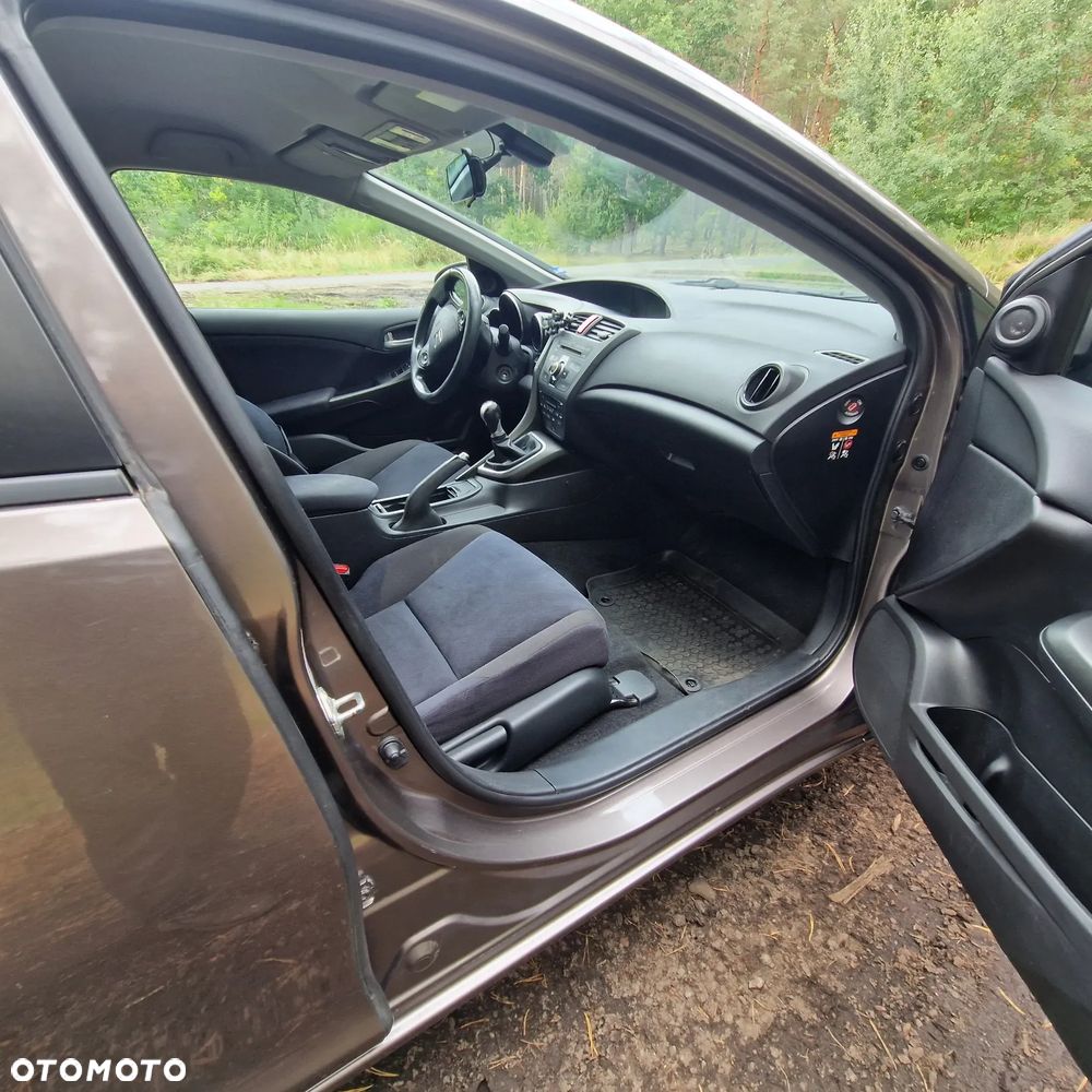 Honda Civic 1.8 Sport - 13