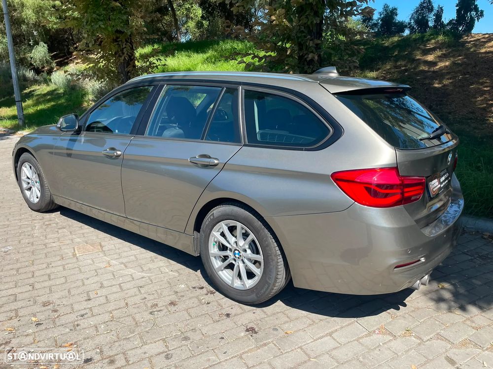 BMW 320 d Line Luxury Auto - 4