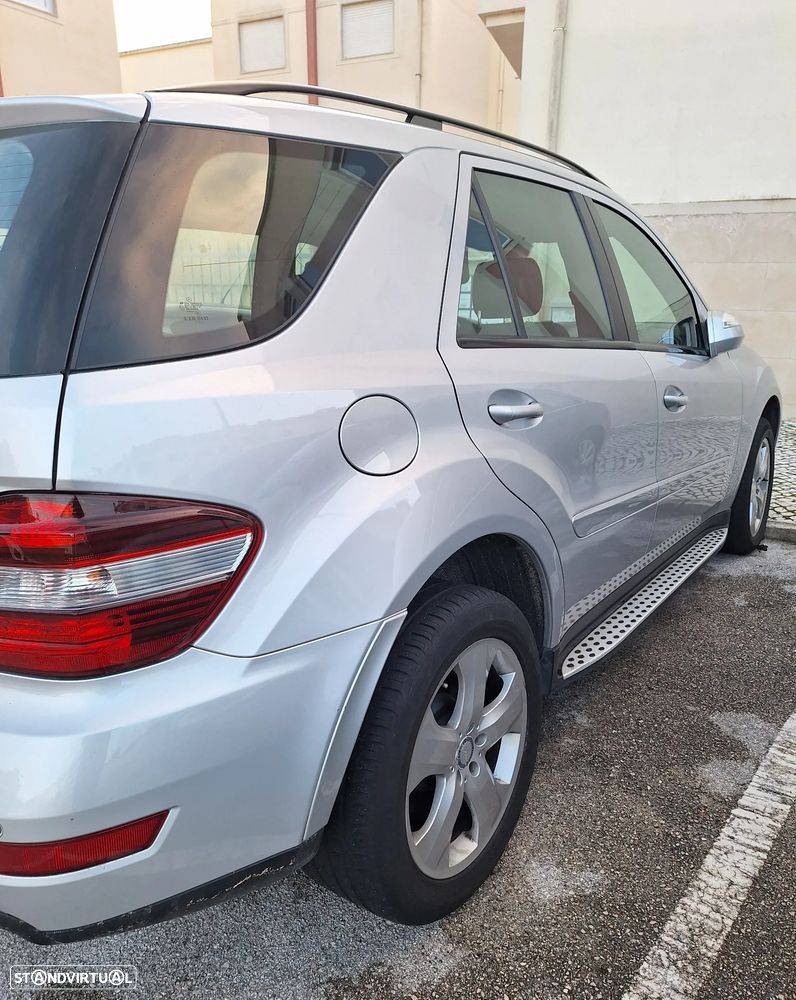 Mercedes-Benz ML 350 CDI BlueEfficiency - 4