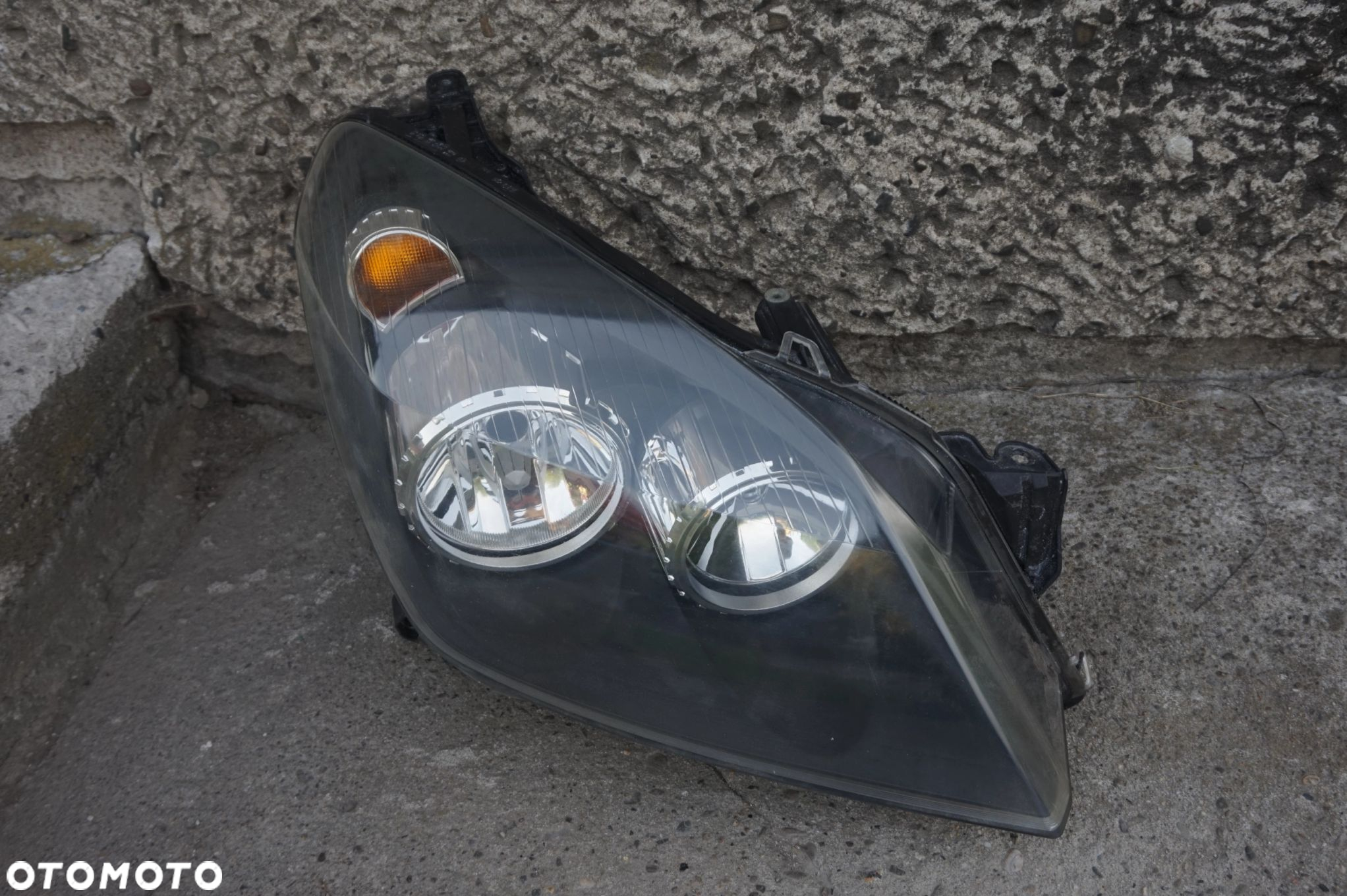 LAMPA PRZEDNIA PRAWA OPEL ASTRA III H - 5