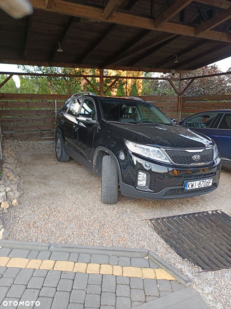 Kia Sorento - 4