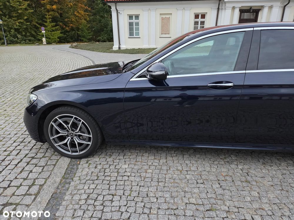 Mercedes-Benz Klasa E - 28