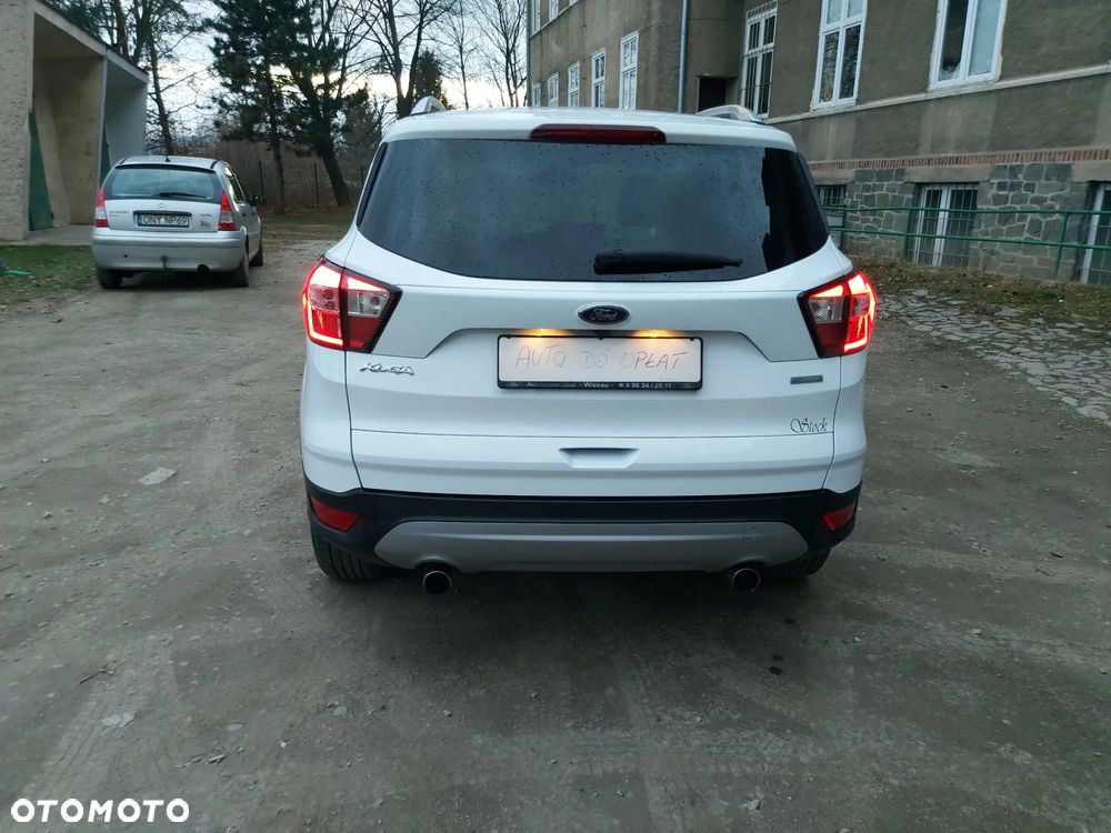 Ford Kuga 1.5 EcoBoost 2x4 Trend - 6
