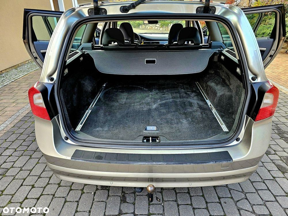 Volvo V70 - 11