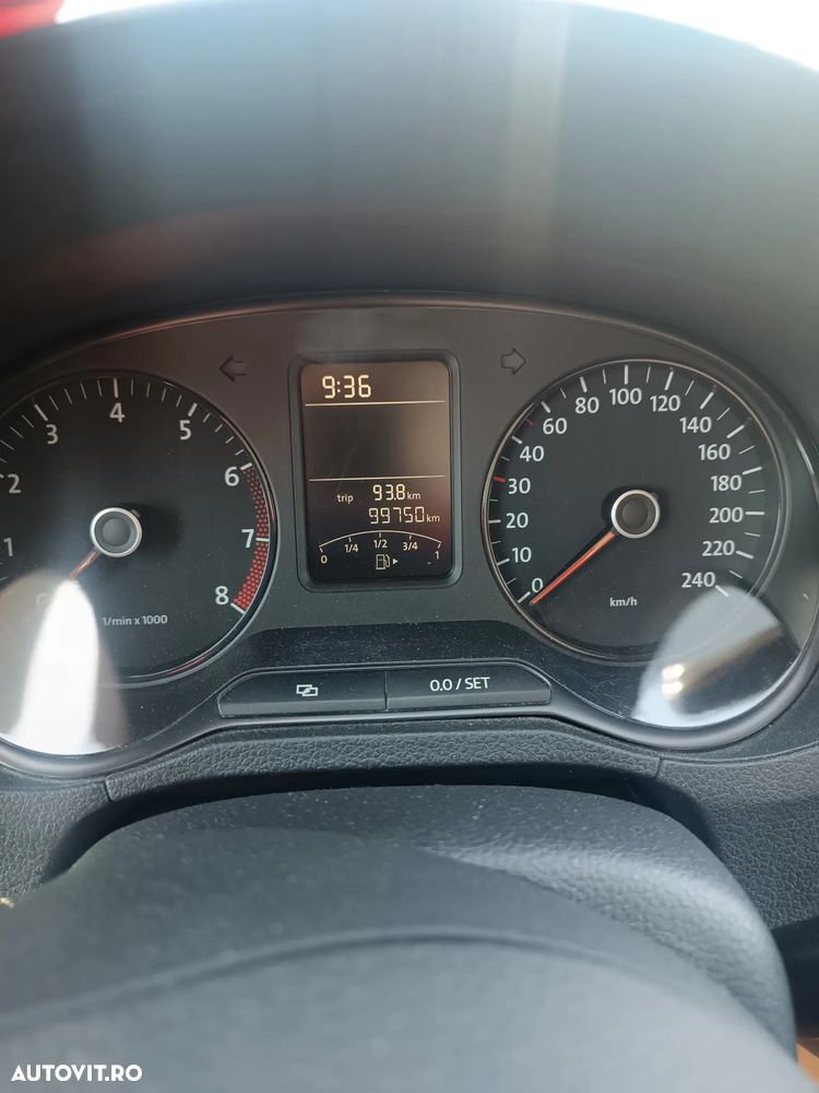 Volkswagen Polo 1.4 DSG Team - 8