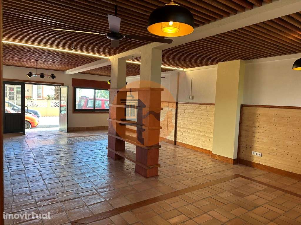 Charmoso espaço comercial/Loja na Fuseta - Grande imagem: 2/31