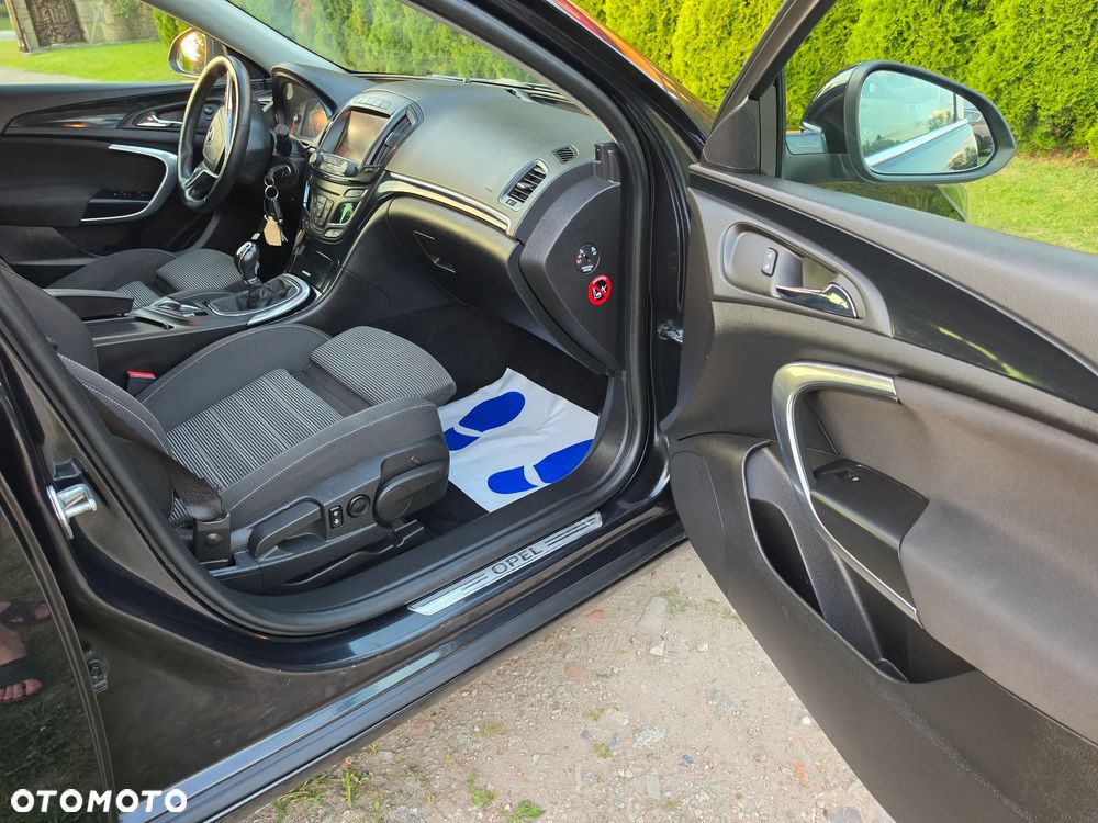 Opel Insignia 1.6 T Cosmo S&S EU6 - 17