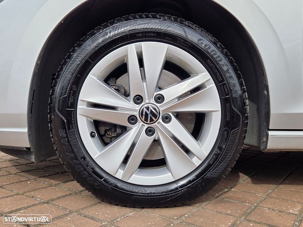 VW Golf Variant 2.0 TDi - 14