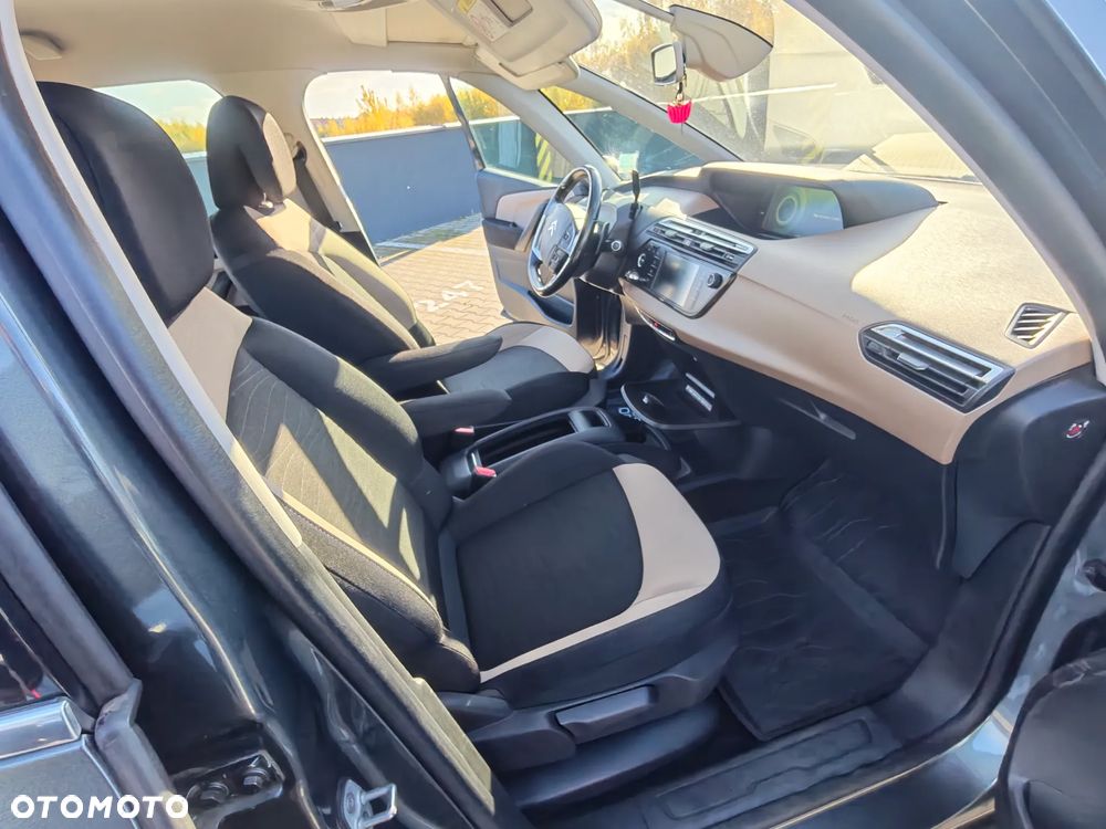 Citroën C4 Picasso - 17