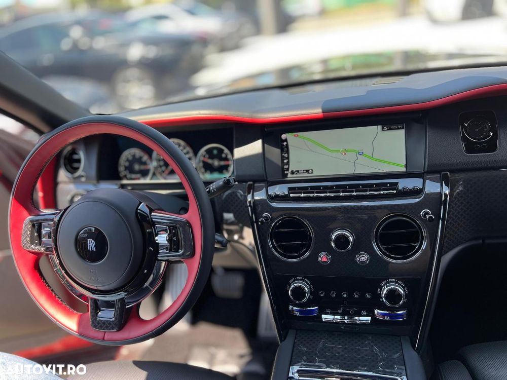 Rolls-Royce Cullinan - 14