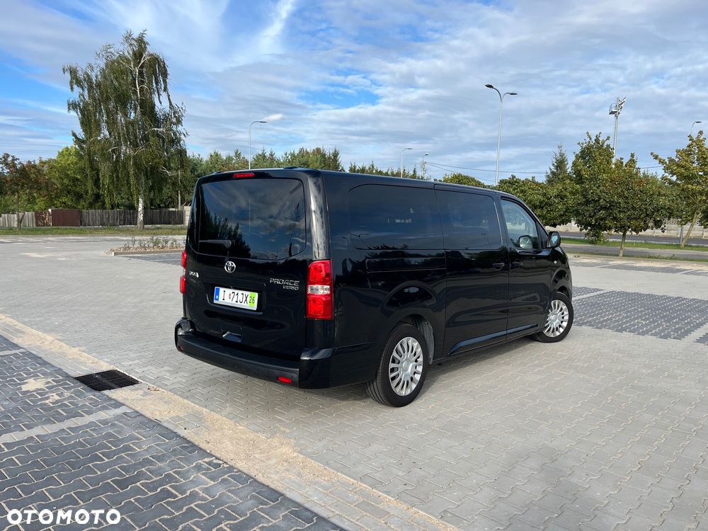Toyota Proace Verso 2.0 D4-D Medium Business - 11