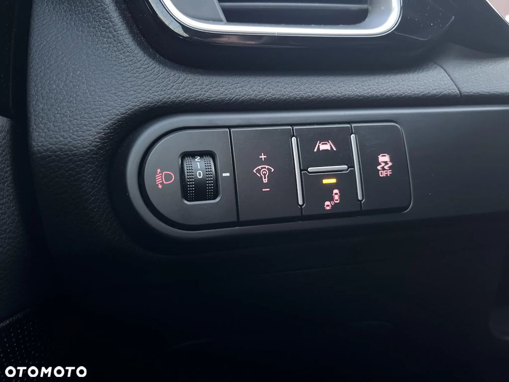 Kia XCeed 1.5 T-GDI Business Line DCT - 21