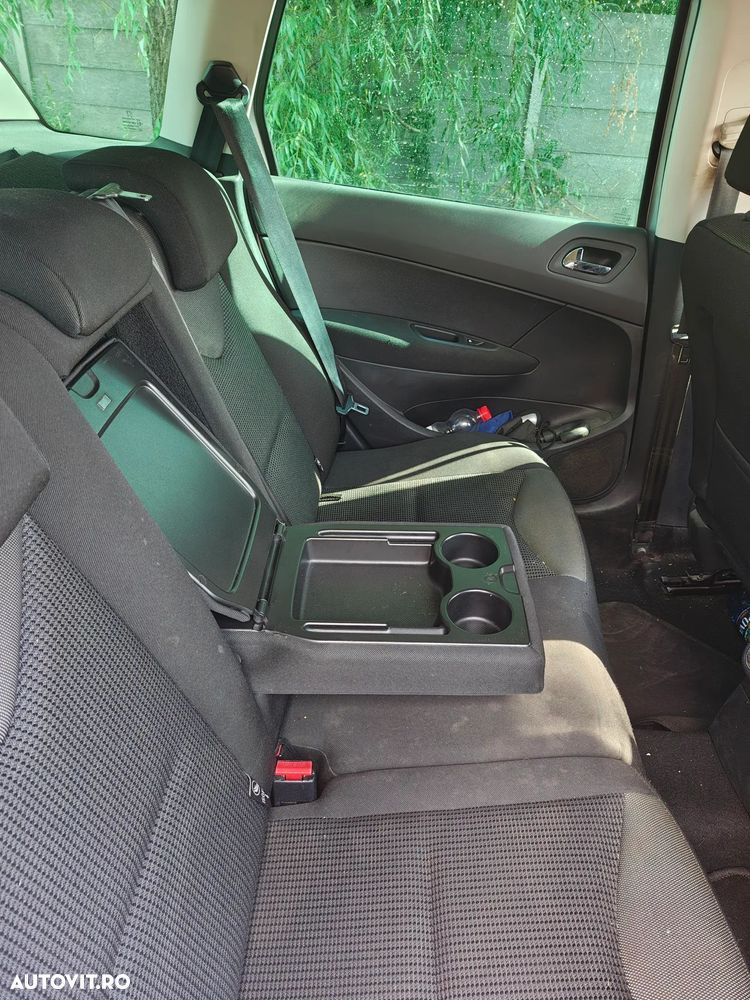 Peugeot 308 1.6HDi Premium - 6