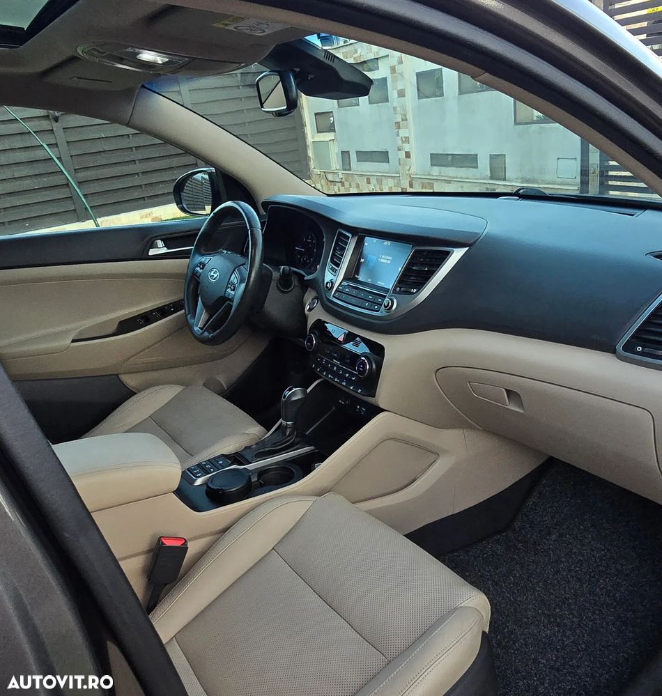 Hyundai Tucson 2.0 CRDI 4WD 6AT Luxury Pack+ - 7