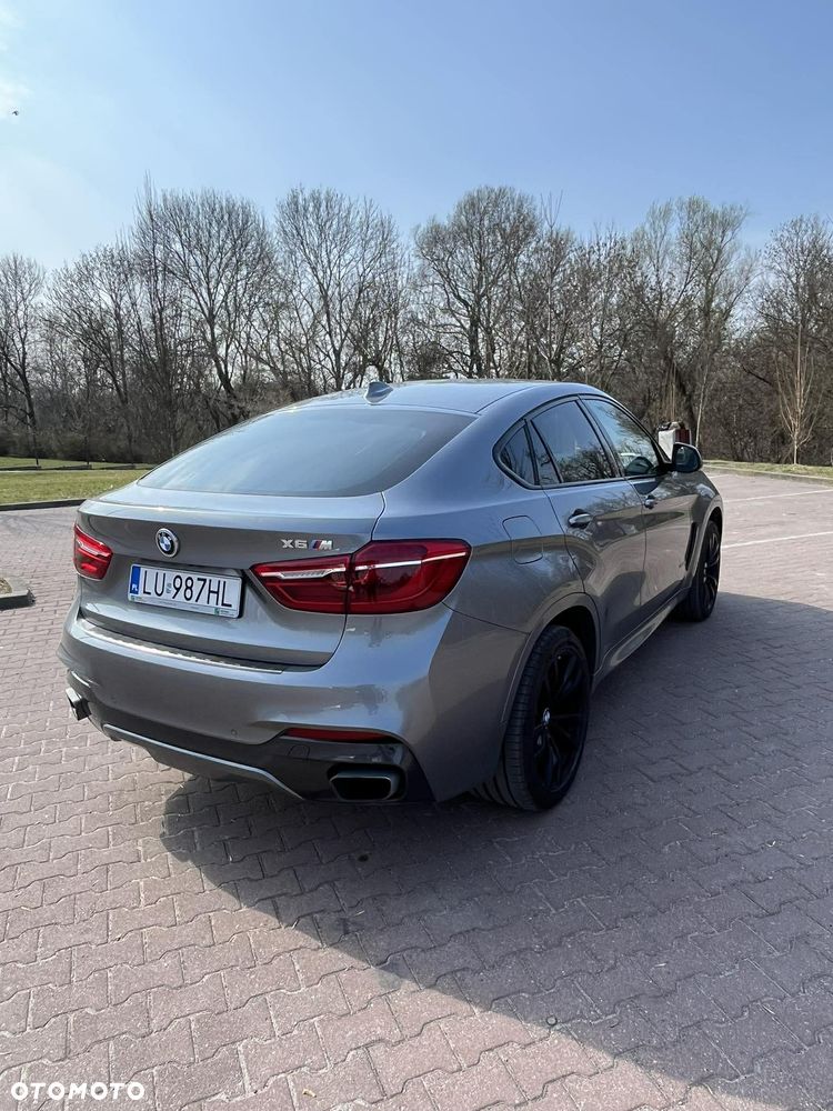 BMW X6 xDrive50i - 14