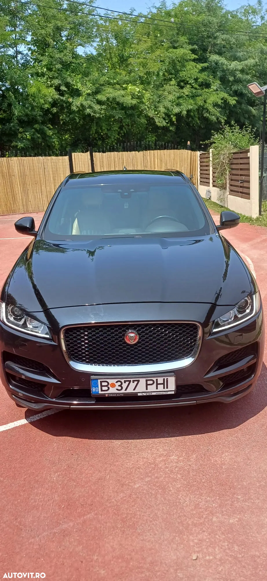 Jaguar F-Pace 20d AWD Portfolio - 10