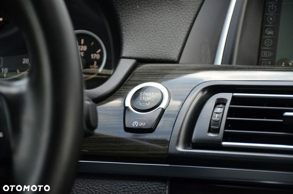 BMW Seria 5 - 35