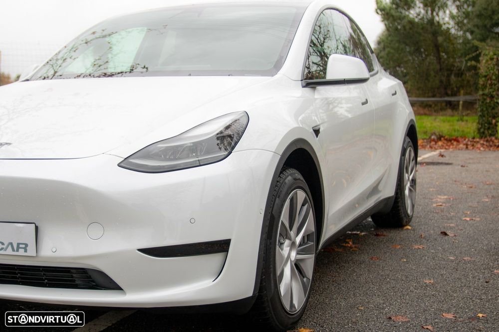 Tesla Model Y RWD - 33