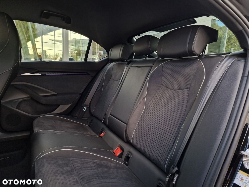 Skoda Superb 2.0 TSI Sportline DSG - 14