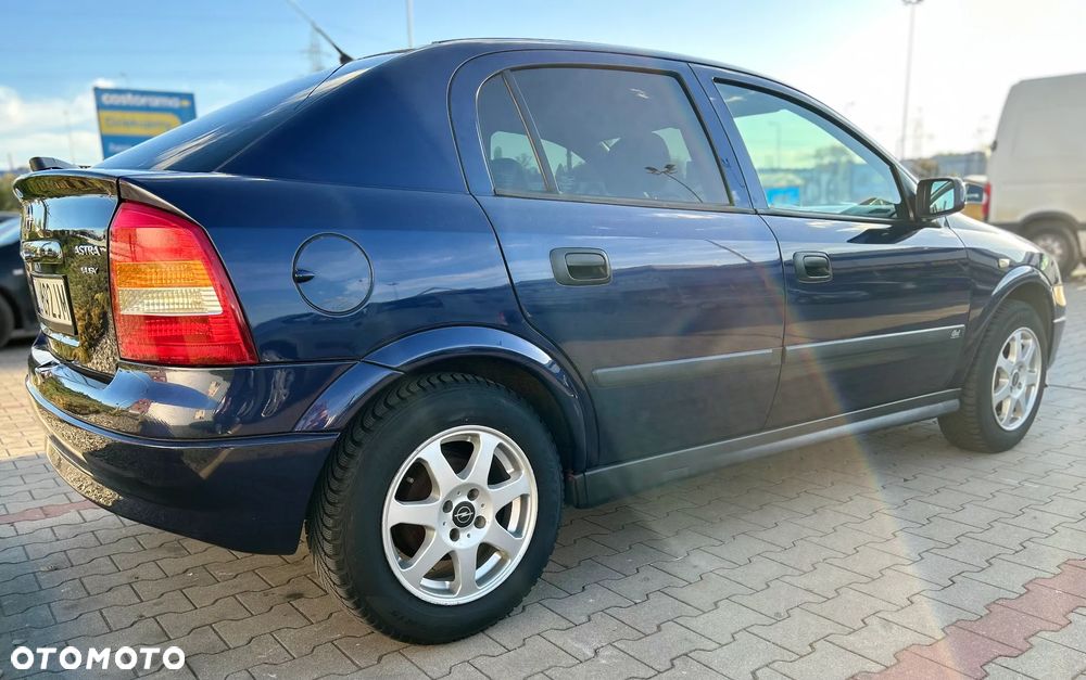 Opel Astra 1.4 Club - 20