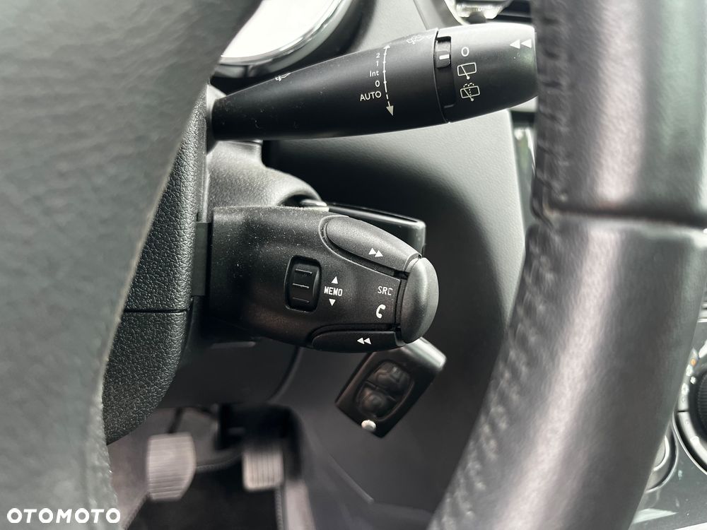 Peugeot 5008 2.0 HDi Allure - 26