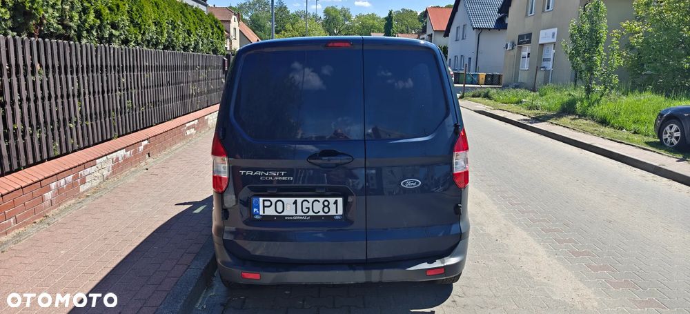 Ford Transit Courier - 4