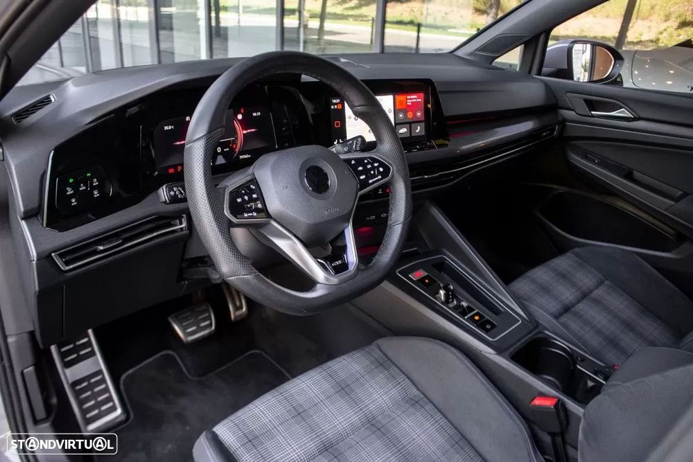 VW Golf 1.4 TSI GTE DSG - 26