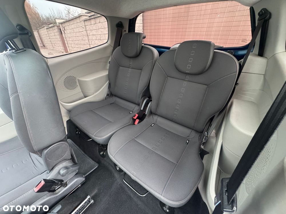 Renault Twingo 1.2 16V Night & Day - 11