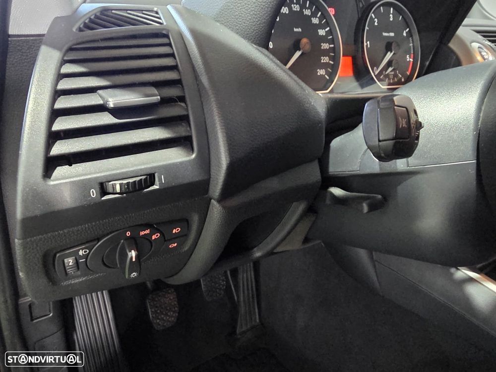 BMW 118 d - 10
