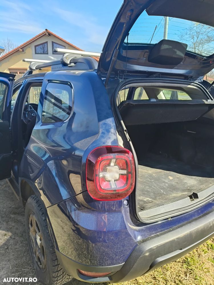 Dacia Duster 1.6 SCe 4WD Comfort - 11