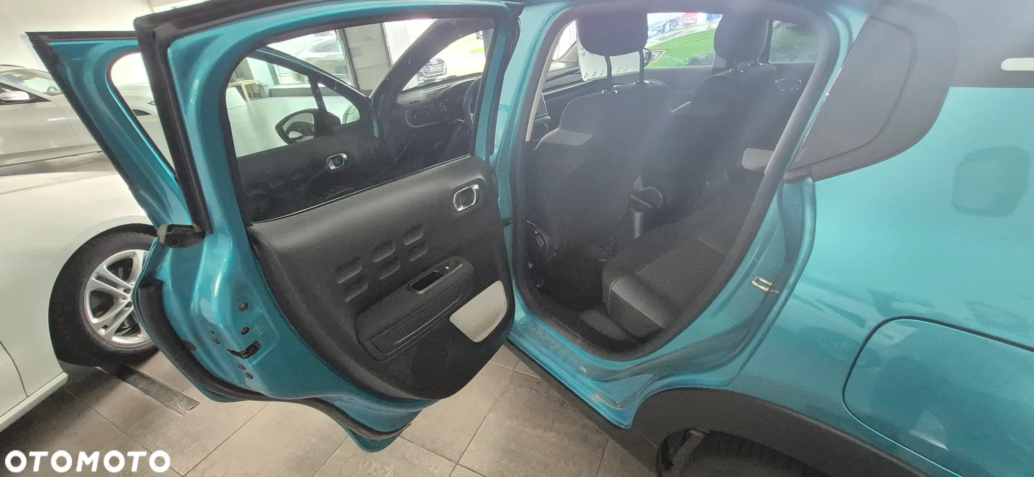 Citroën C3 1.2 PureTech Shine - 8