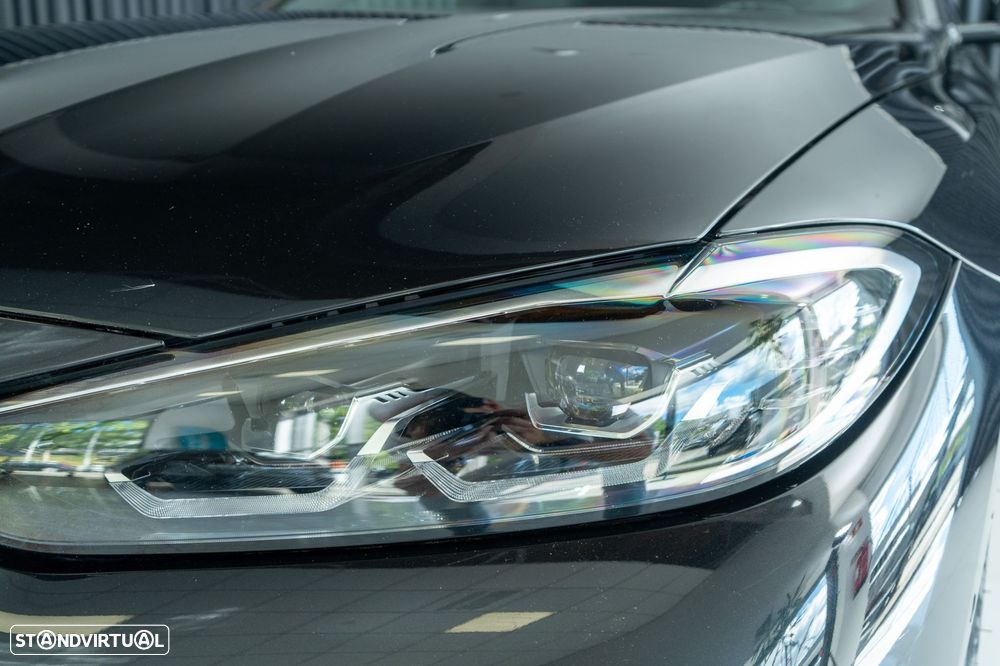 BMW i4 eDrive40 Pack Desportivo M - 39