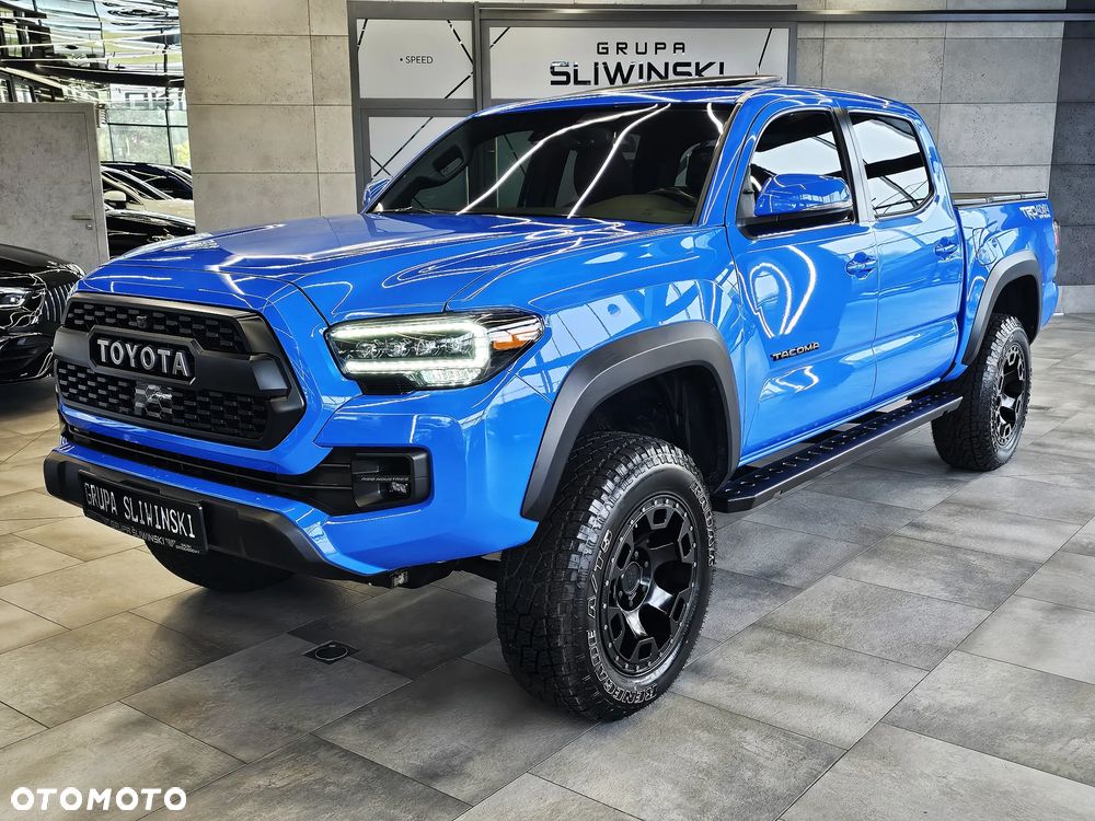 Toyota Tacoma - 3