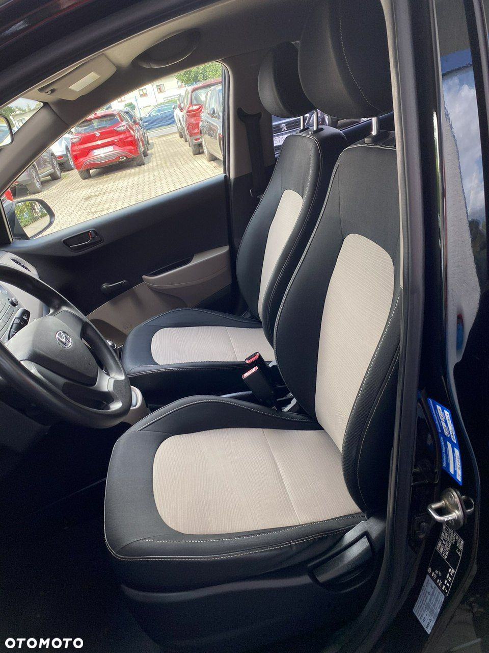 Hyundai i10 - 15
